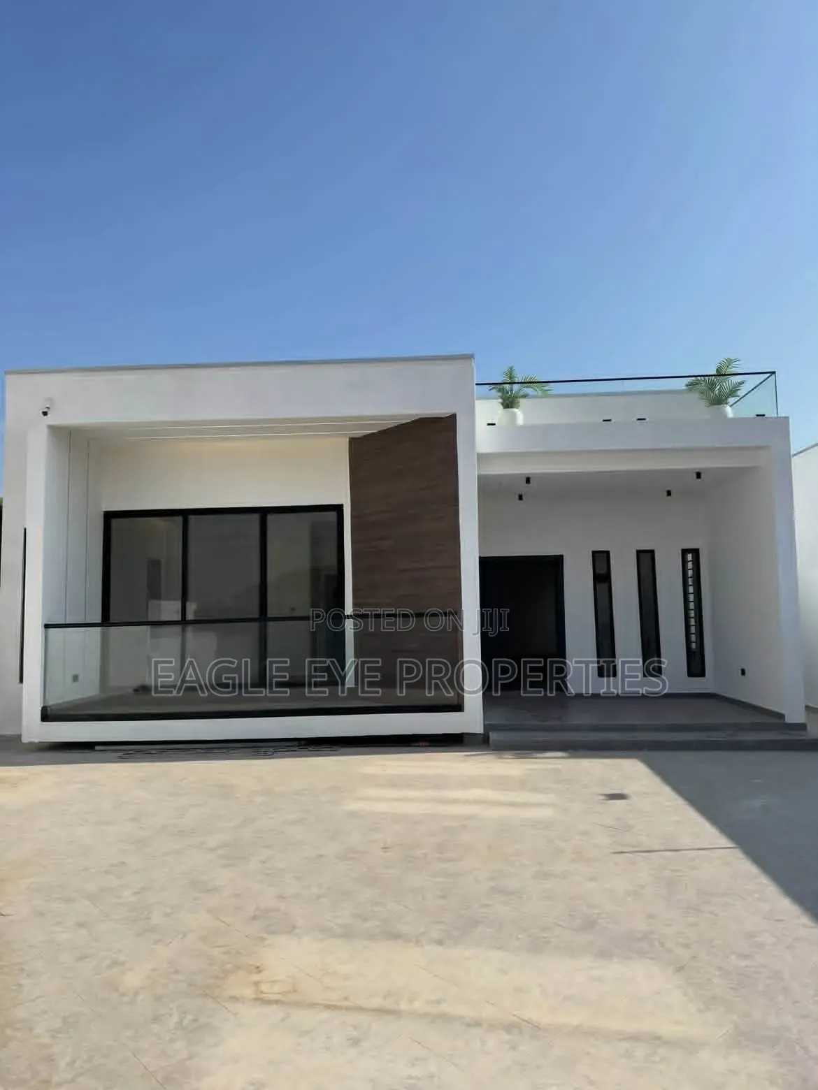 3bdrm House in Lake Side Estate for sale