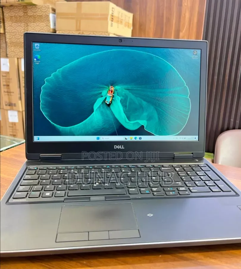 Laptop Dell Precision 7530 32GB Intel Core i7 SSD 512GB