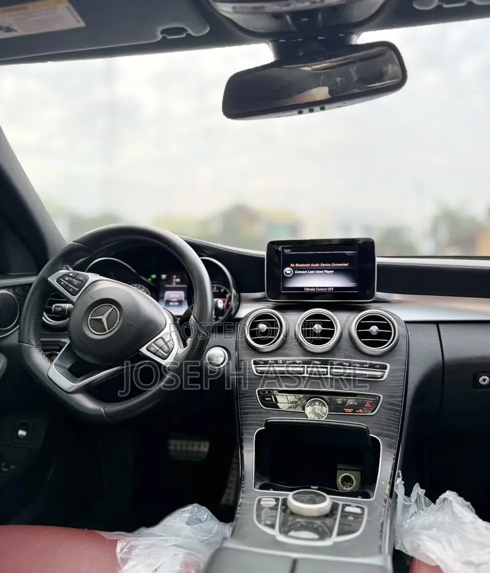 Mercedes-Benz C300 2017 White