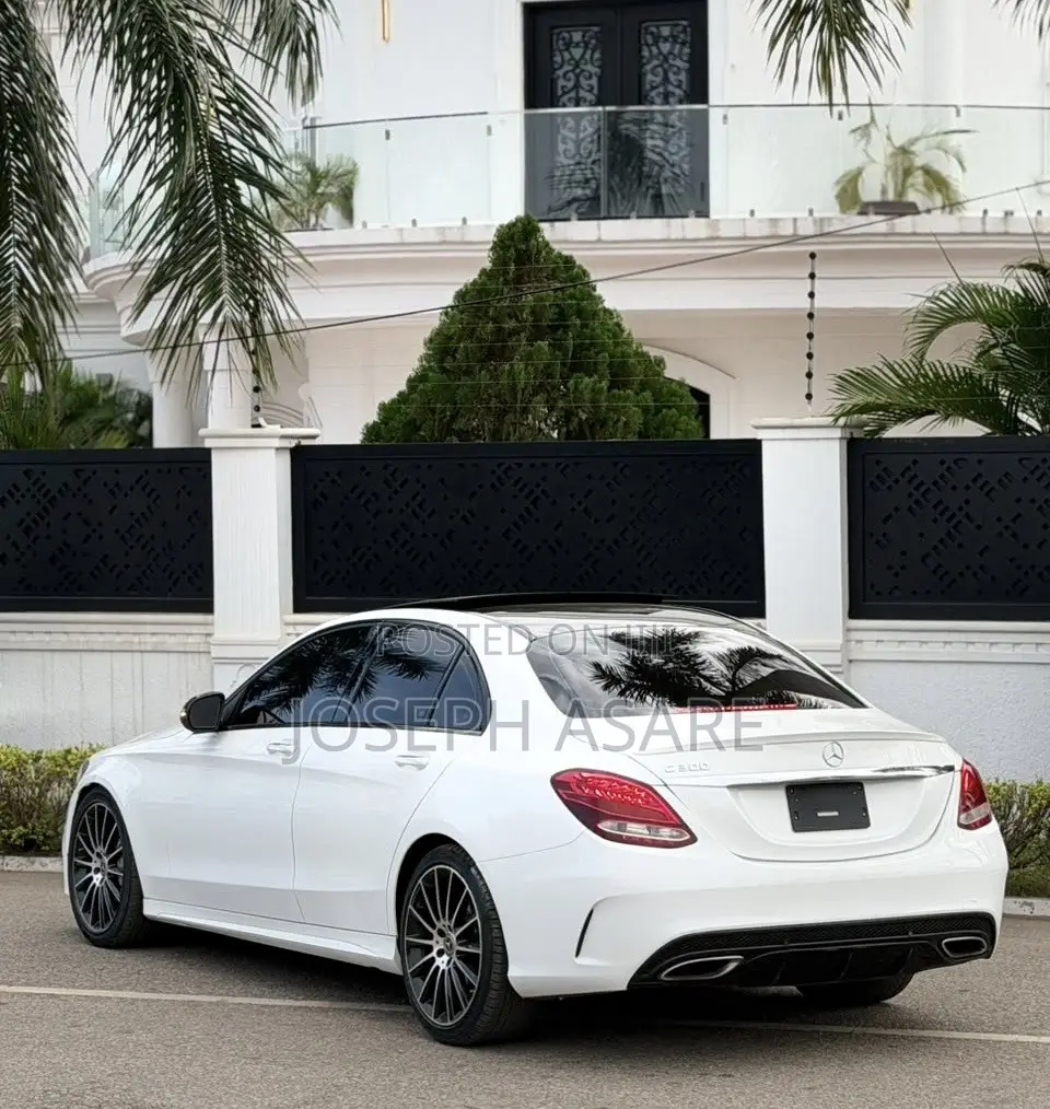 Mercedes-Benz C300 2017 White