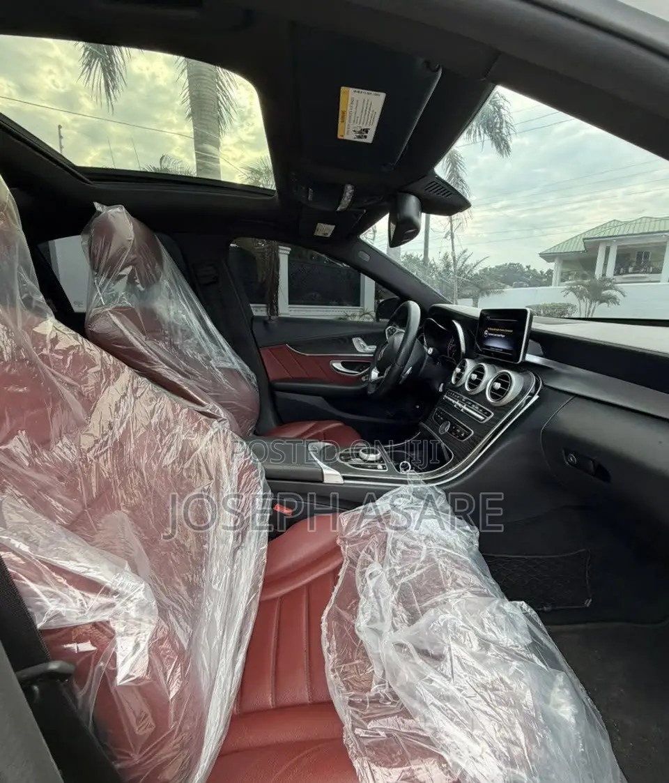 Mercedes-Benz C300 2017 White