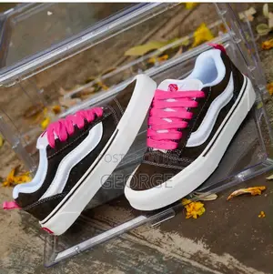 Vans Sneakers