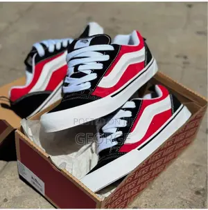 Vans Sneakers