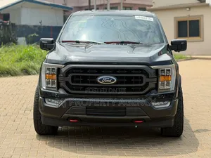 Ford F-150 LARIAT 2021 Black