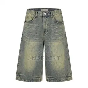 Vintage Three Quarters Jeans Available (Location: Adum Kumasi)