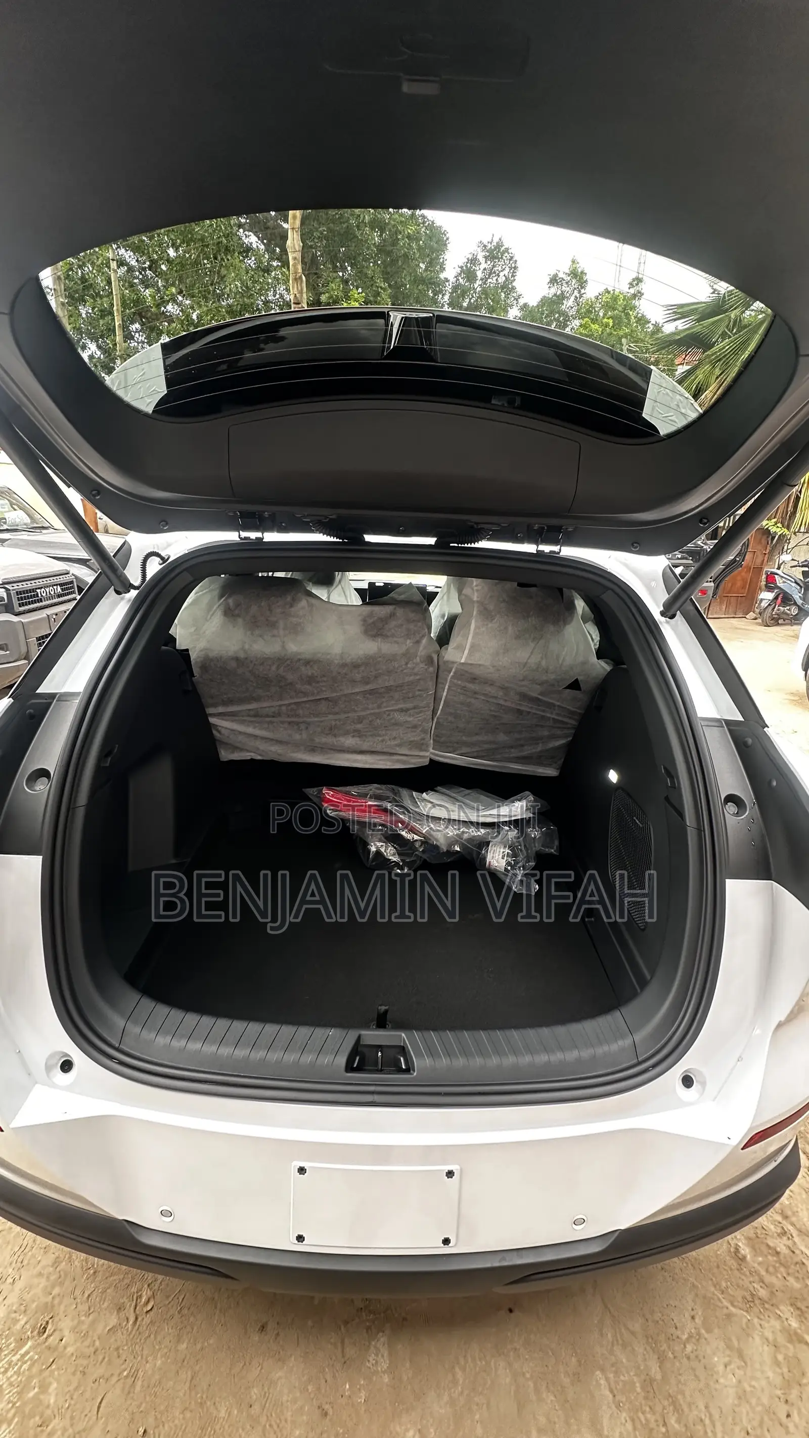 New BYD Sealion 06 EV 2026 White
