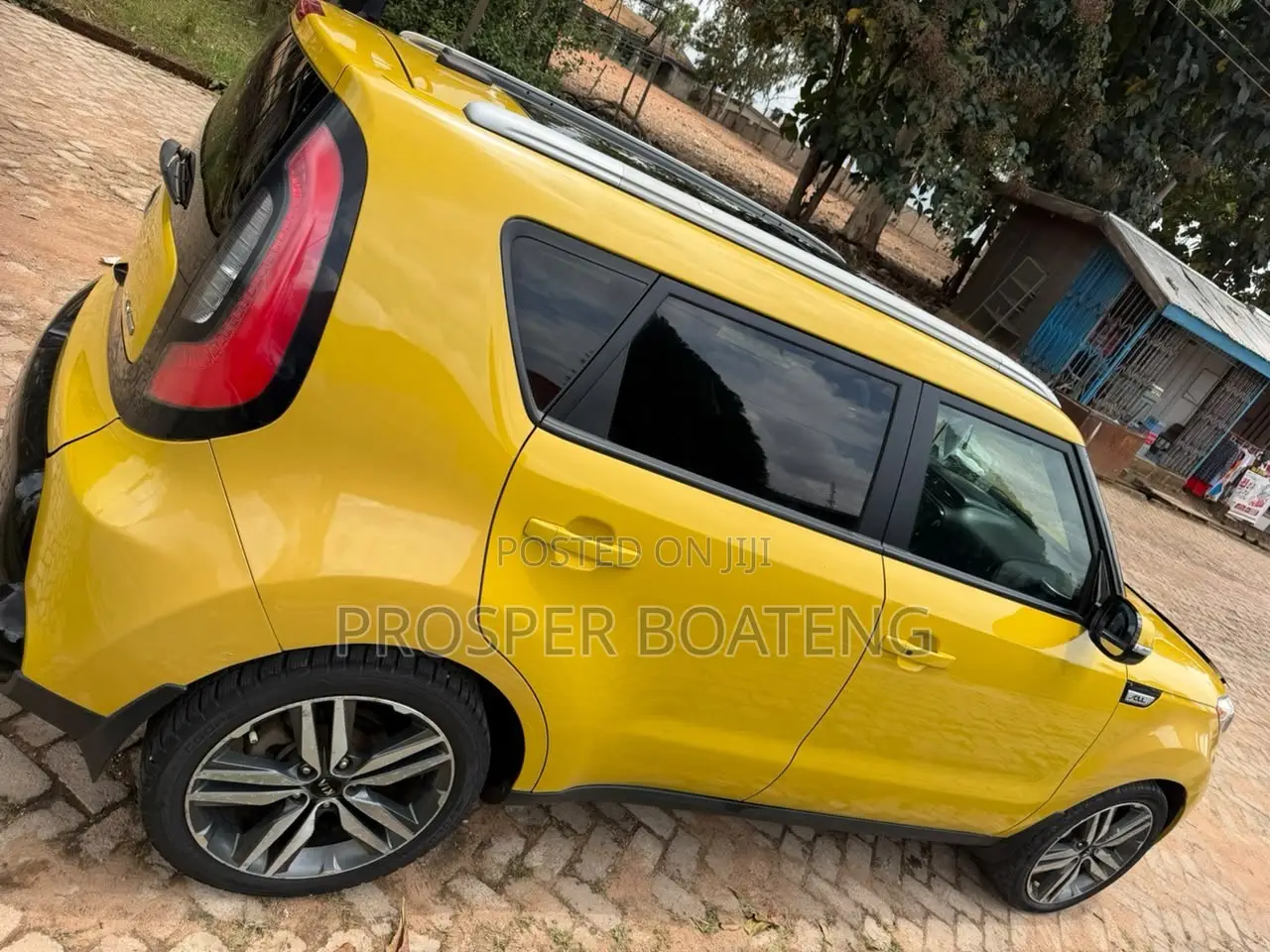 Kia Soul 2016 Yellow