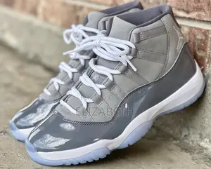 Air Jordan 11 Retro 'Cool Grey'