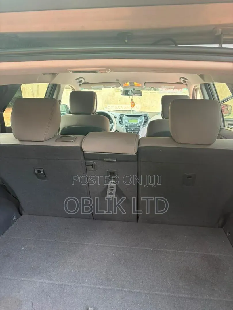 Hyundai Santa Fe SE AWD 2016 Gray