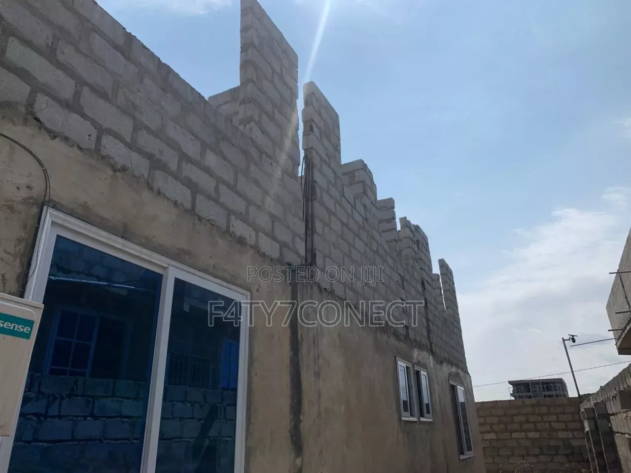14bdrm Apartment in Klagon, Tema Metropolitan for sale
