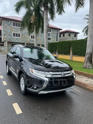 Mitsubishi Outlander GT AWC 2016 Black