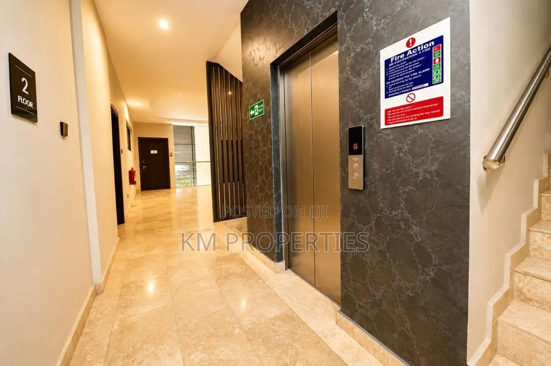 Fully-Furnished 1 Bedroom Hall APT