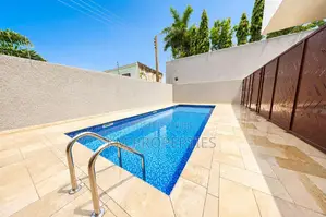 Fully-Furnished 1 Bedroom Hall APT