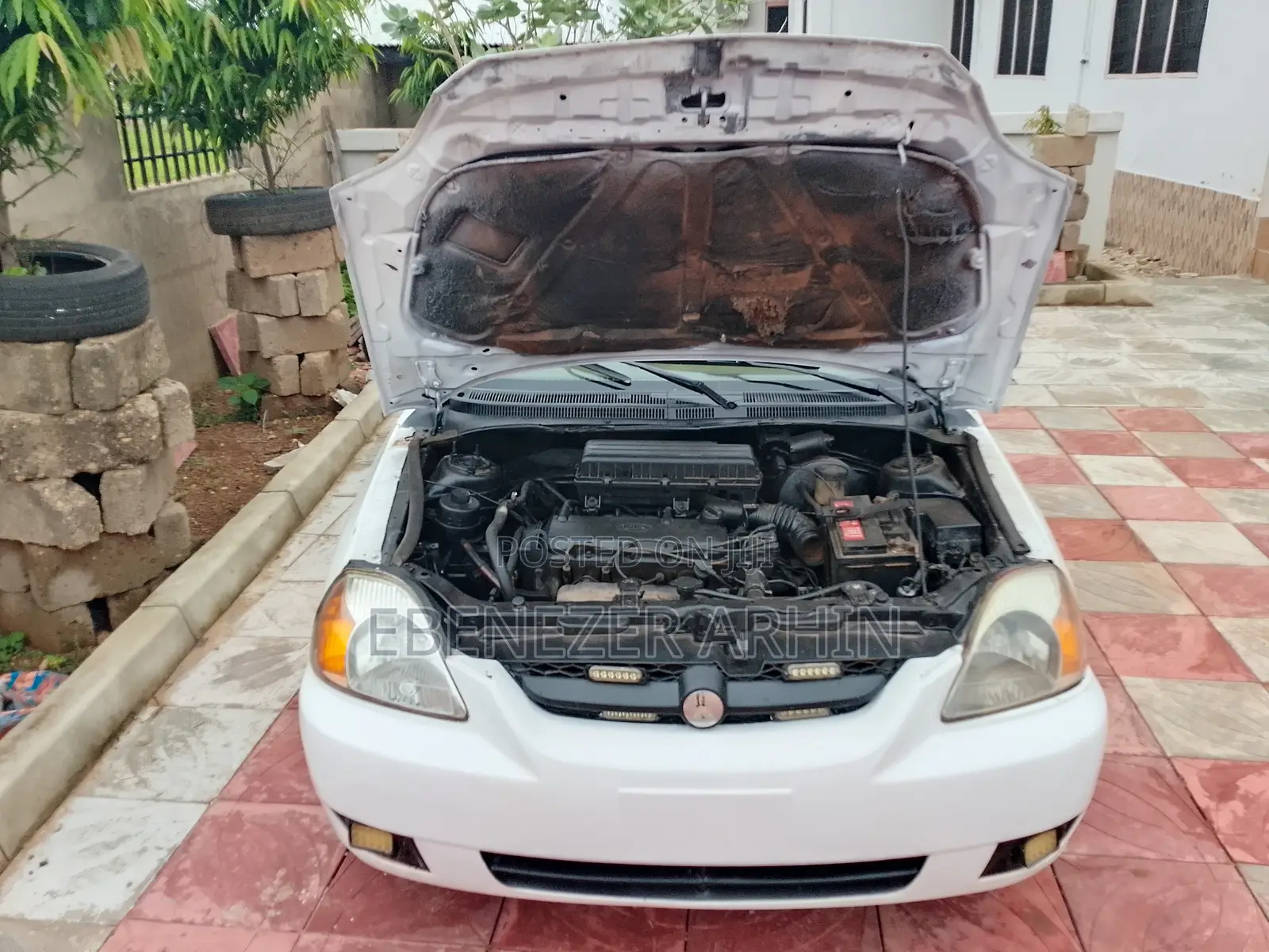 Kia Rio 2012 Off white