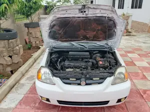 Kia Rio 2012 Off white