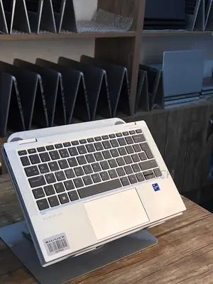 Laptop HP EliteBook x360 1030 G8 16GB Intel Core i7 SSD 512GB