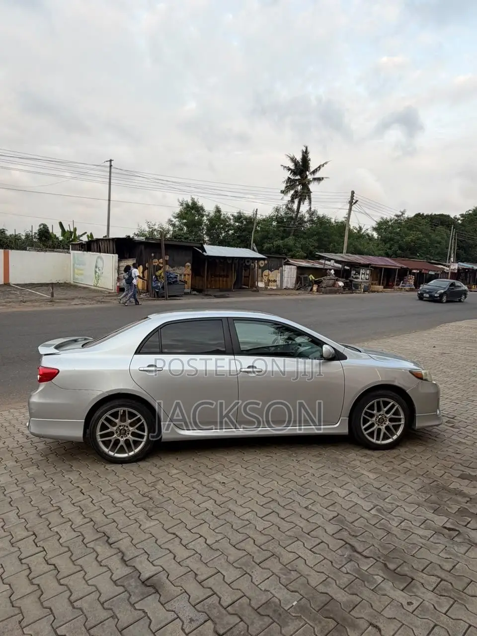 Toyota Corolla 2012 Silver