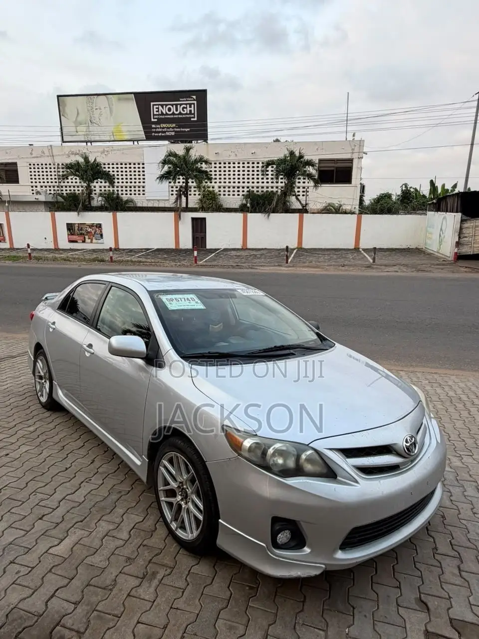 Toyota Corolla 2012 Silver