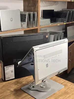 Laptop HP EliteBook 845 G8 8GB AMD Ryzen 5 SSD 256GB