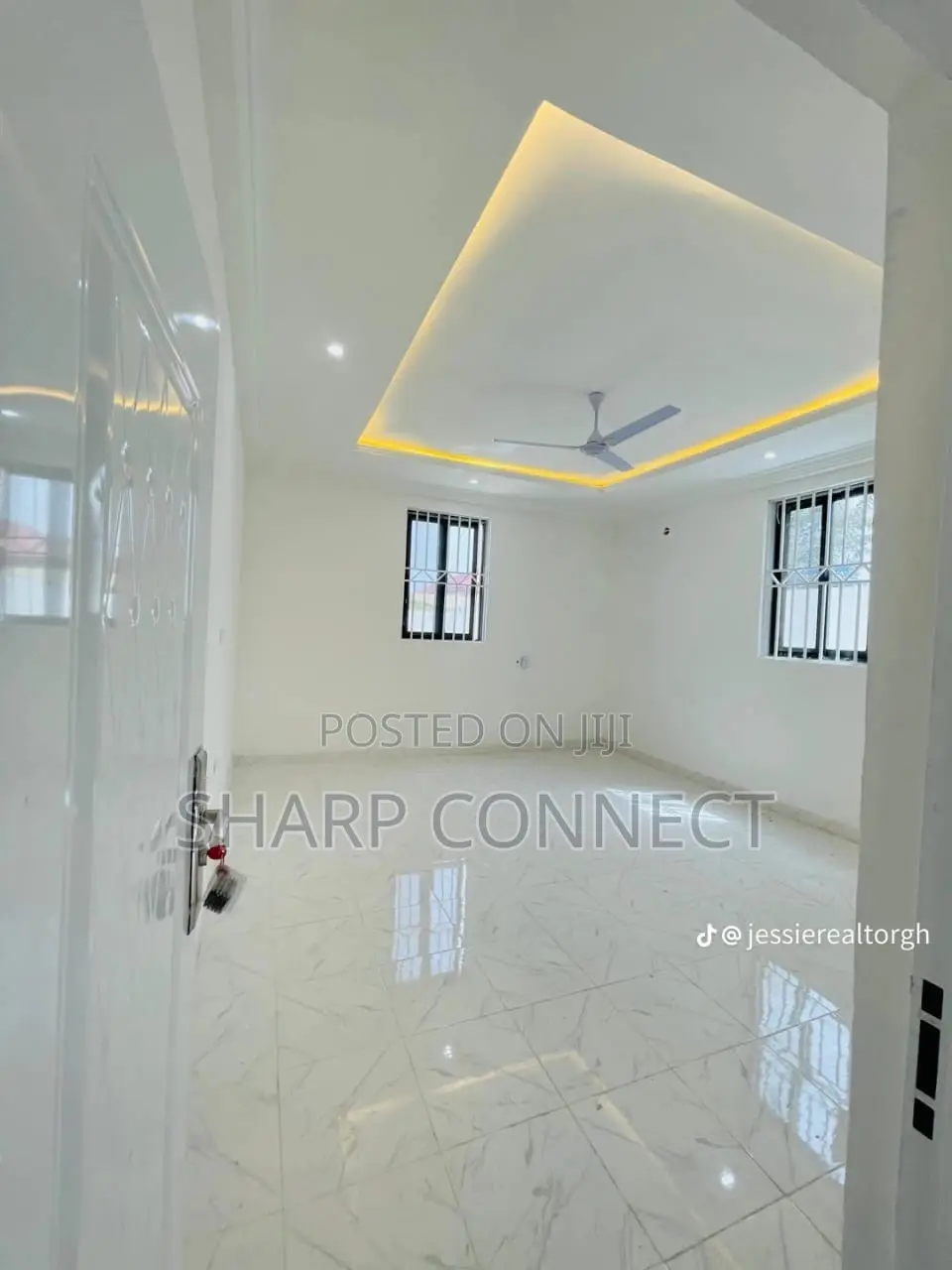 3bdrm House in Sharp-Connect, Adade for rent