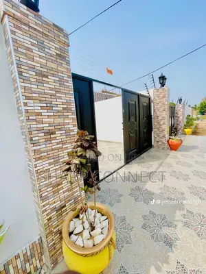 3bdrm House in Sharp-Connect, Adade for rent