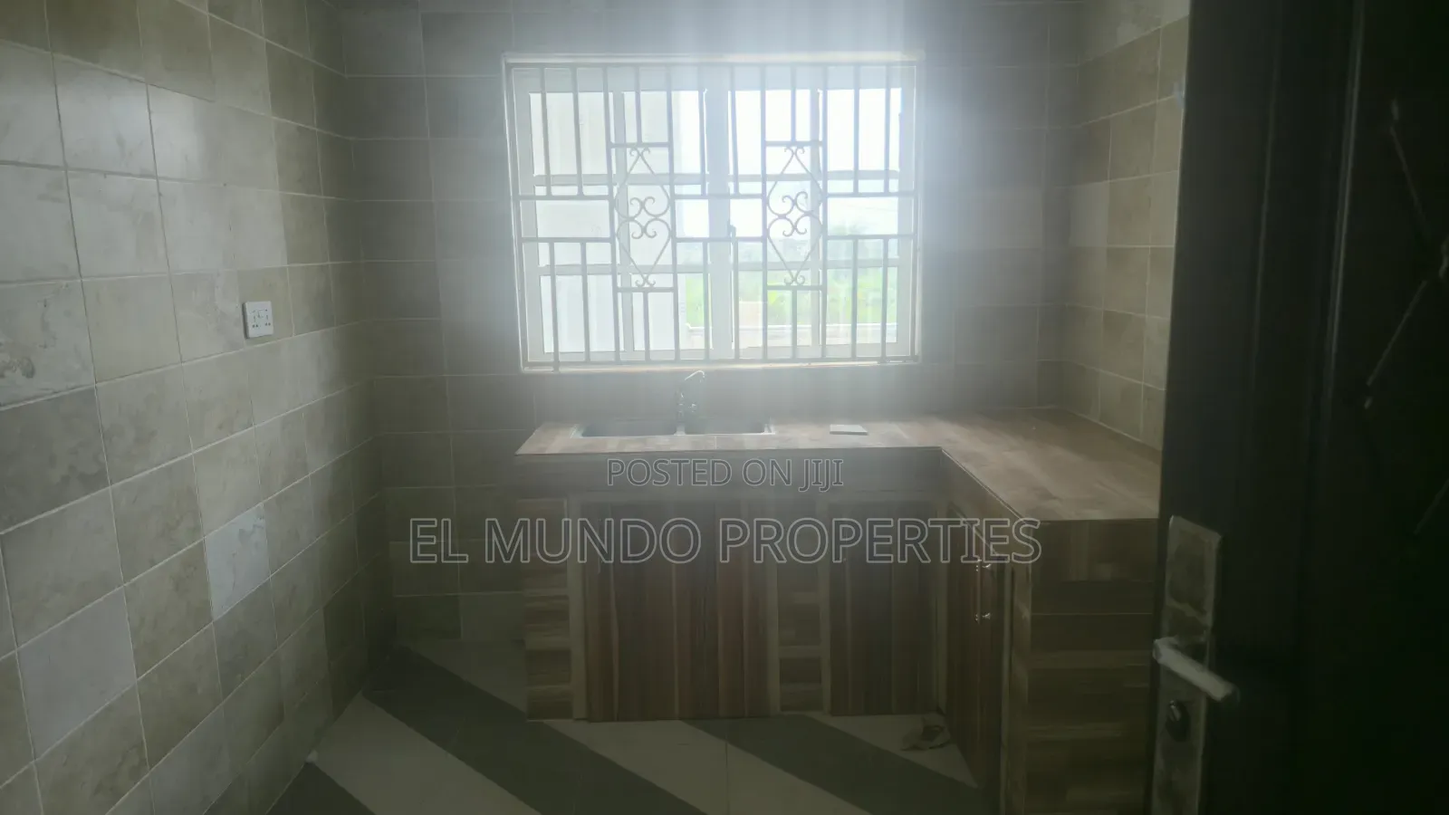 2bdrm Apartment in Ipo Container, Kumasi Metropolitan for rent