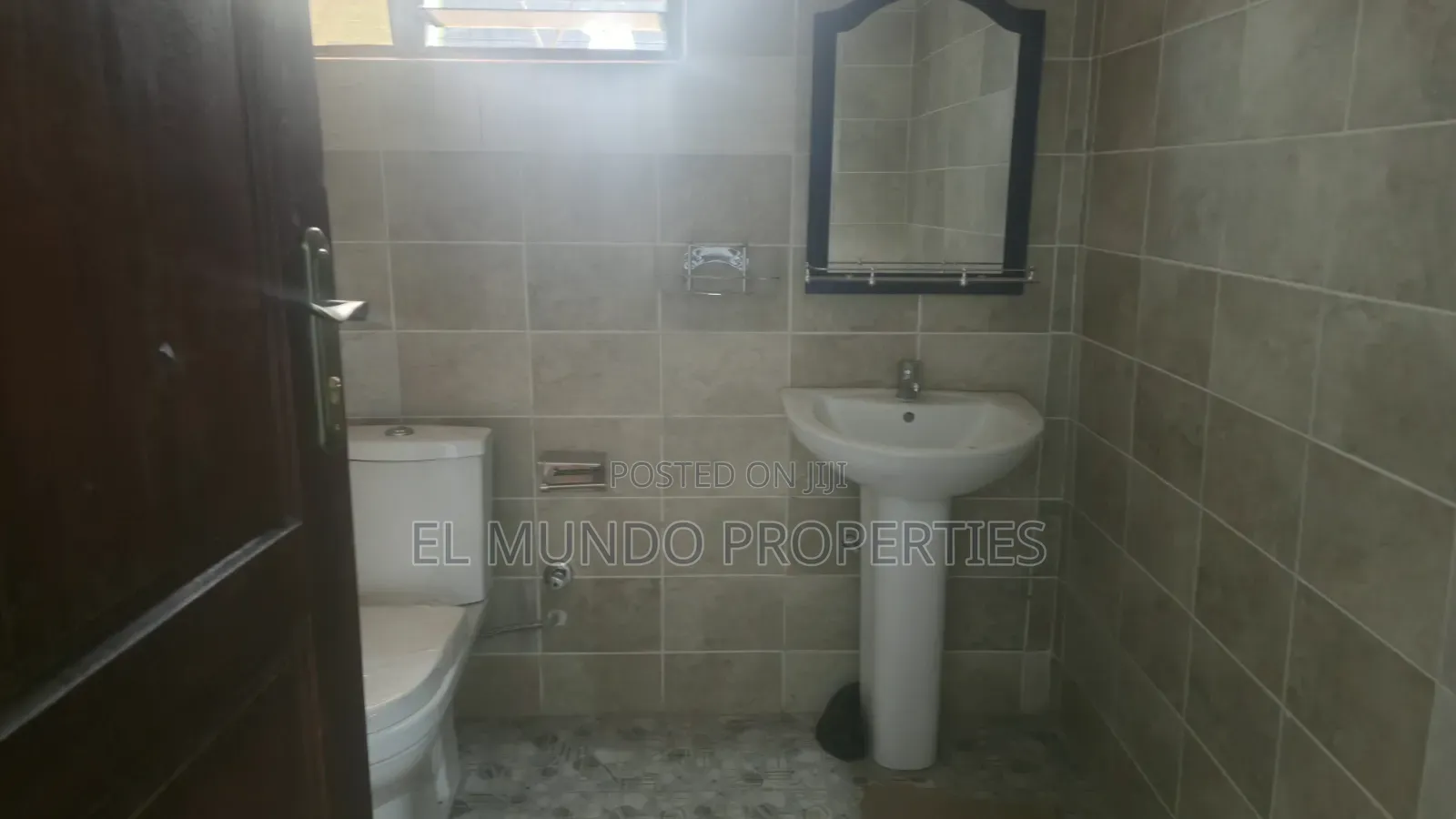 2bdrm Apartment in Ipo Container, Kumasi Metropolitan for rent