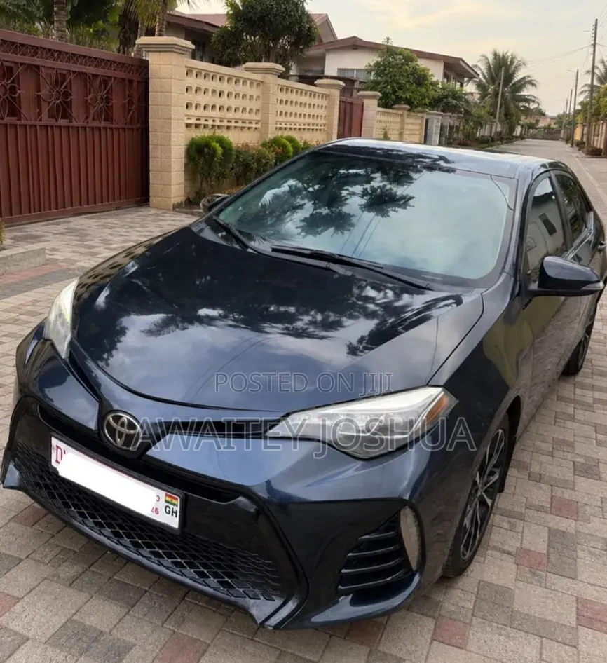 Toyota Corolla 2017 Black