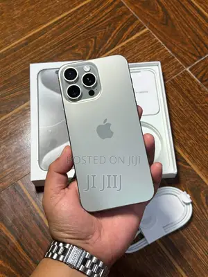 Apple iPhone 15 Pro Max 512 GB Gray