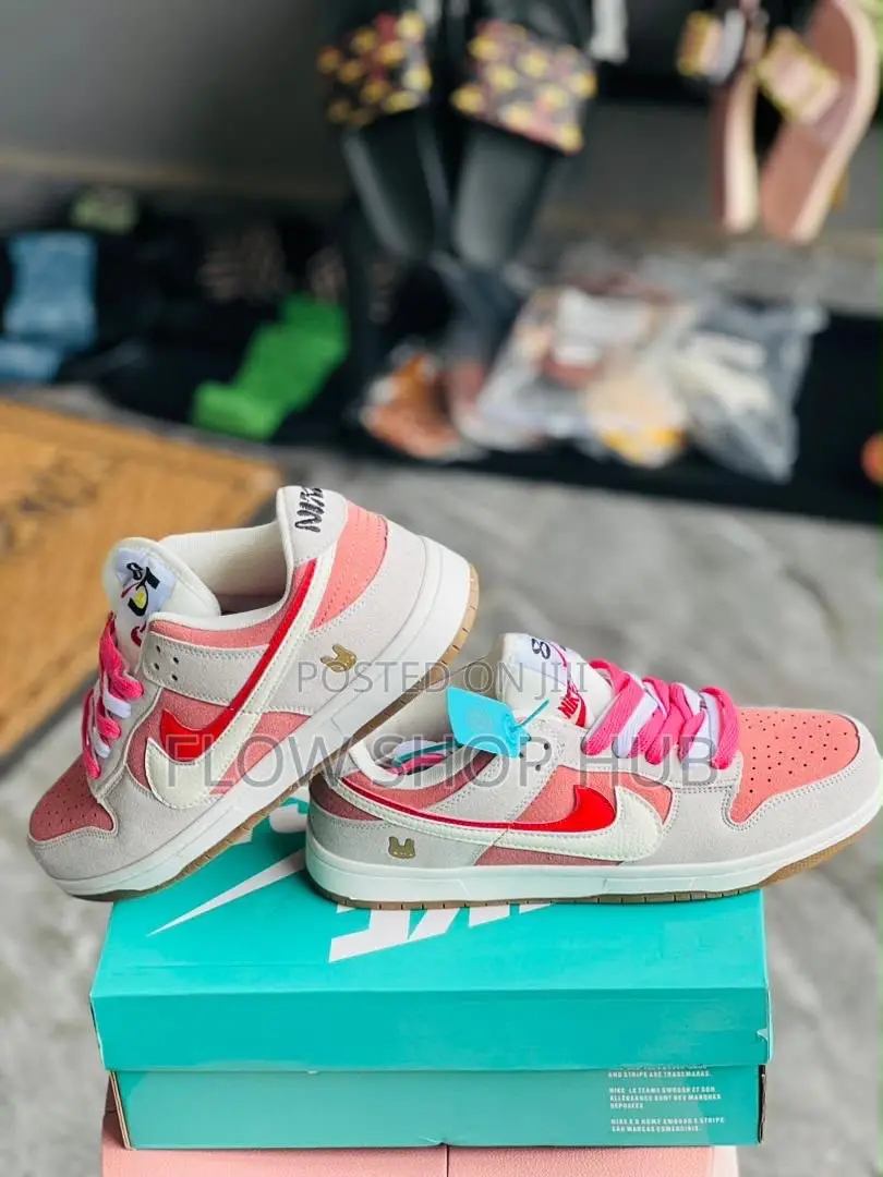 Premium Nike Dunk Low Streetwear Sneakers