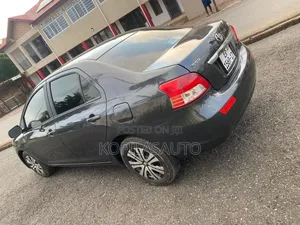 Toyota Yaris 2009 Gray