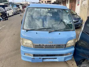 Hijet Petrol