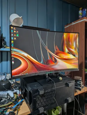 Titan Army Gaming Monitor 240hz