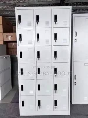 18 Doors Locker Cabinet