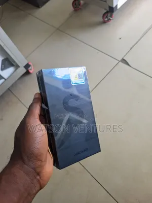New Samsung Galaxy S22 5G 256 GB Rose Gold