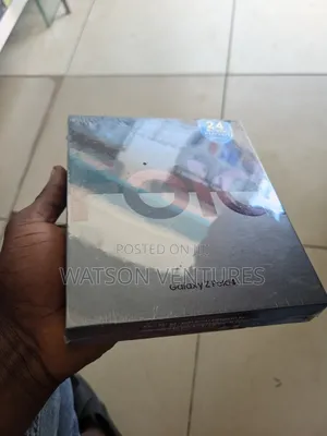 New Samsung Galaxy Z Fold4 512 GB Rose Gold
