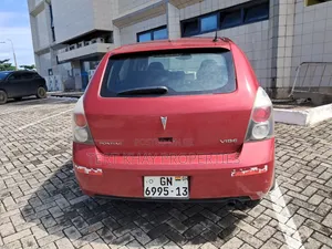 Pontiac Vibe 2010 Red