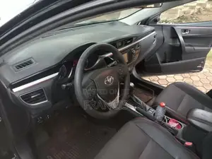 Toyota Corolla 2016 Black