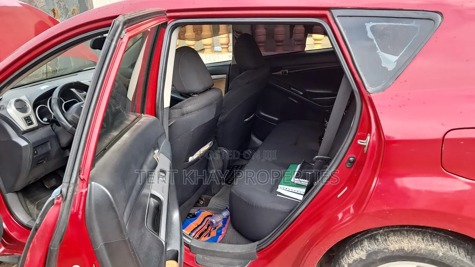 Pontiac Vibe 2010 Red