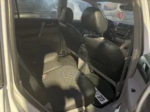 Toyota Highlander Limited 2010 White