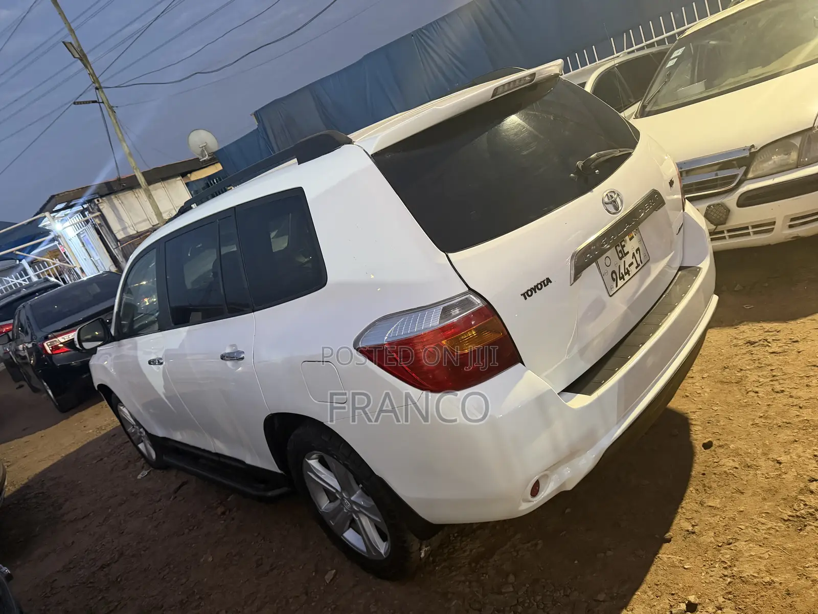 Toyota Highlander Limited 2010 White
