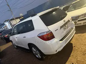 Toyota Highlander Limited 2010 White