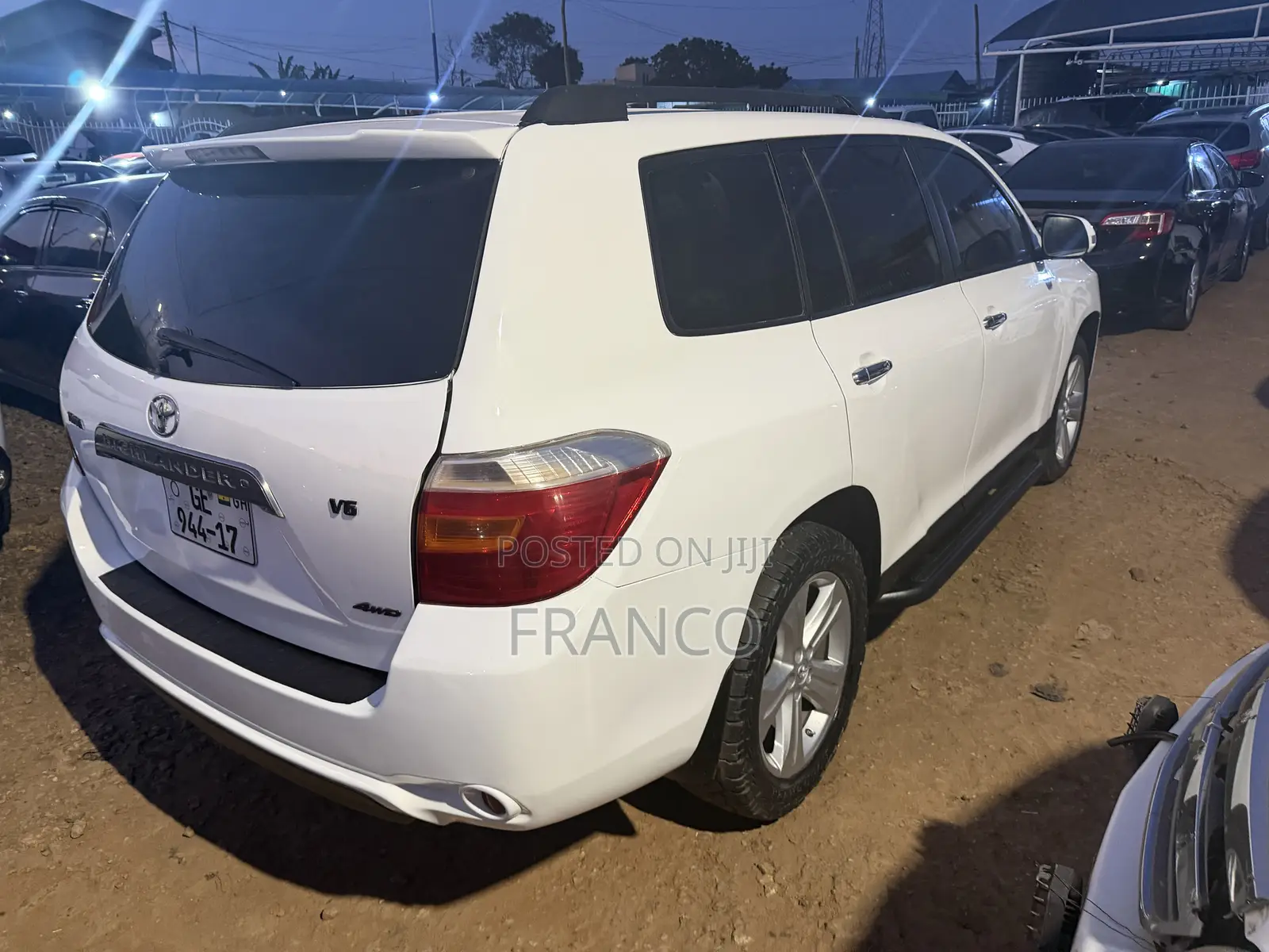 Toyota Highlander Limited 2010 White