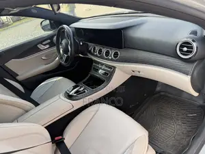 Mercedes-Benz E300 2019 Silver