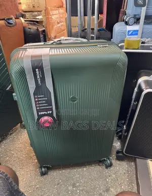 Premium Quality Unicross 30 Inches Single Large Traveling Bag.