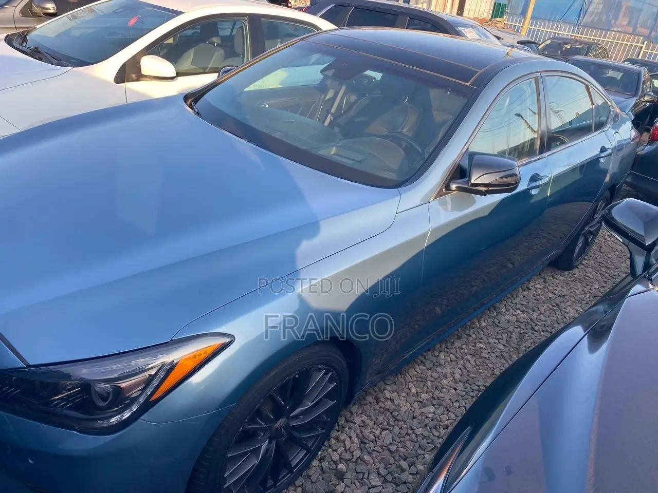 Hyundai Genesis 2018 Blue