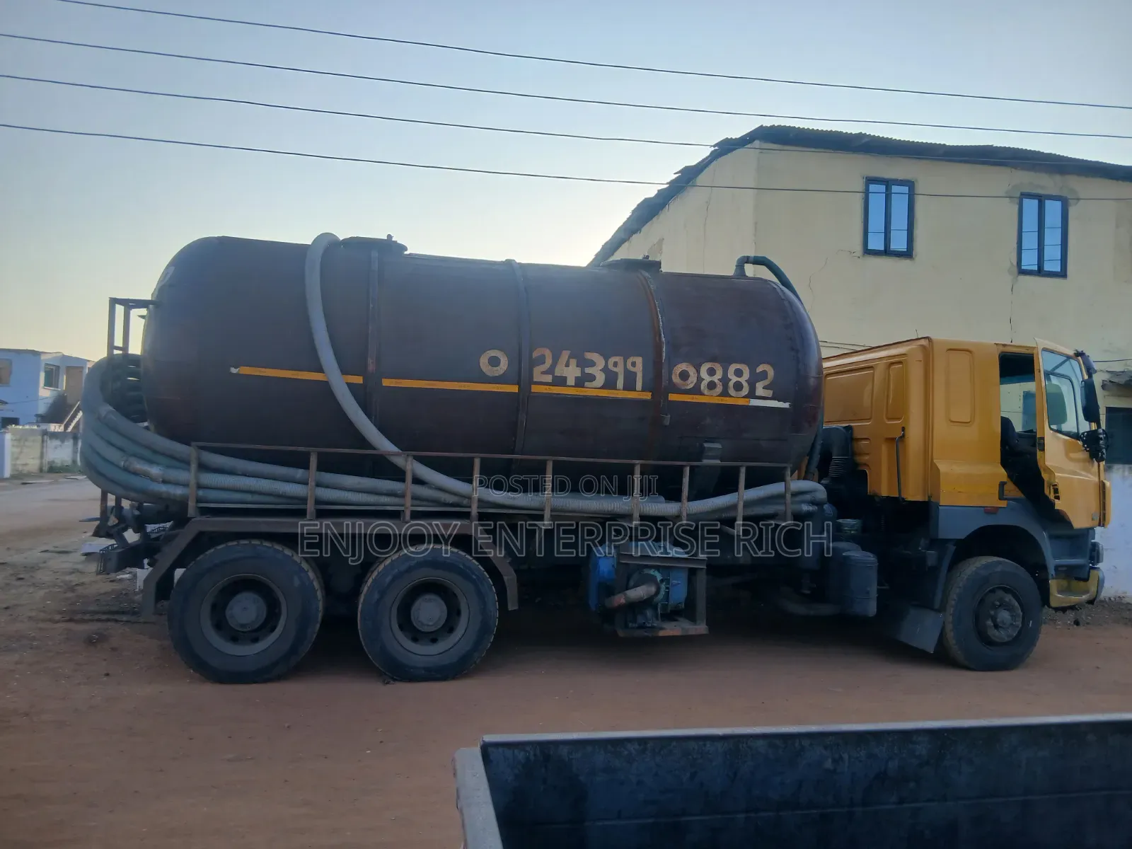 Reliable Septic Tank Sewage Evacuation Service"