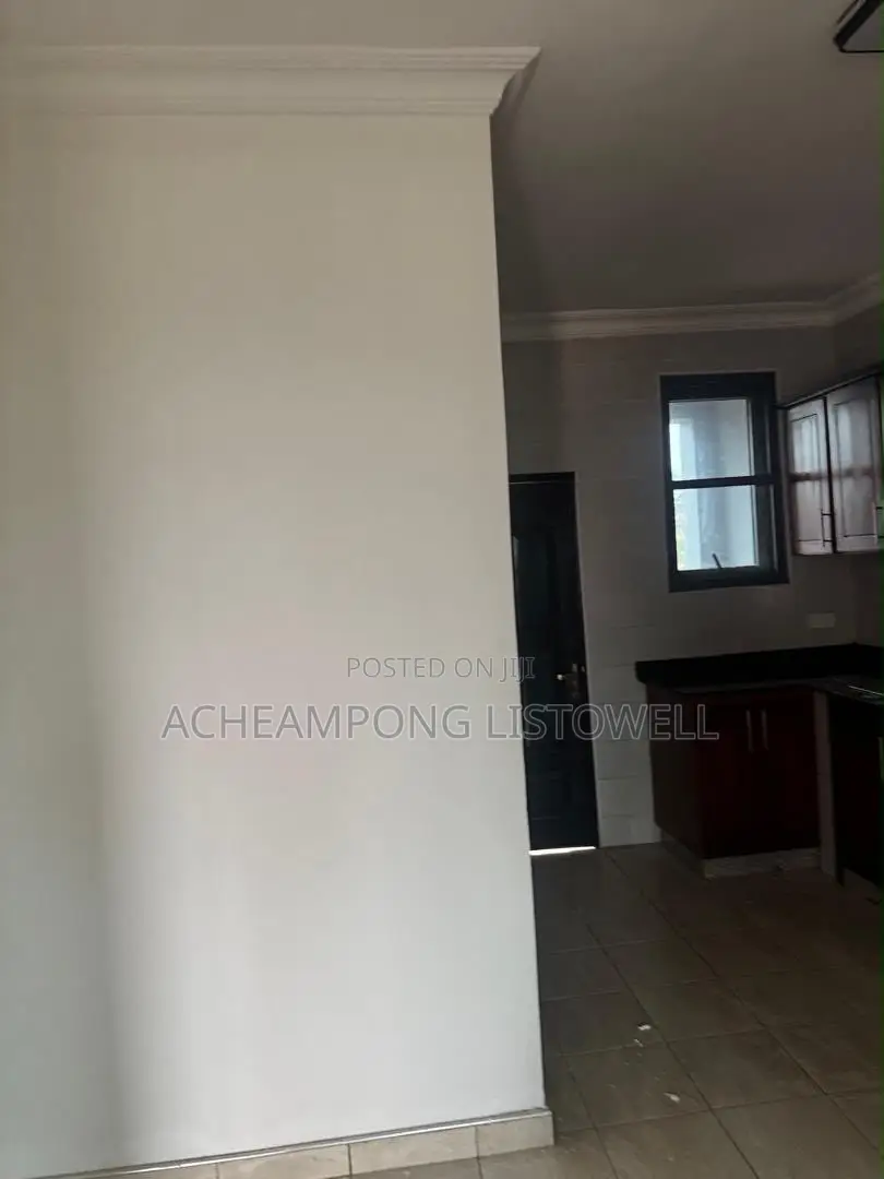 3bdrm Apartment in Parakuo Estate for rent