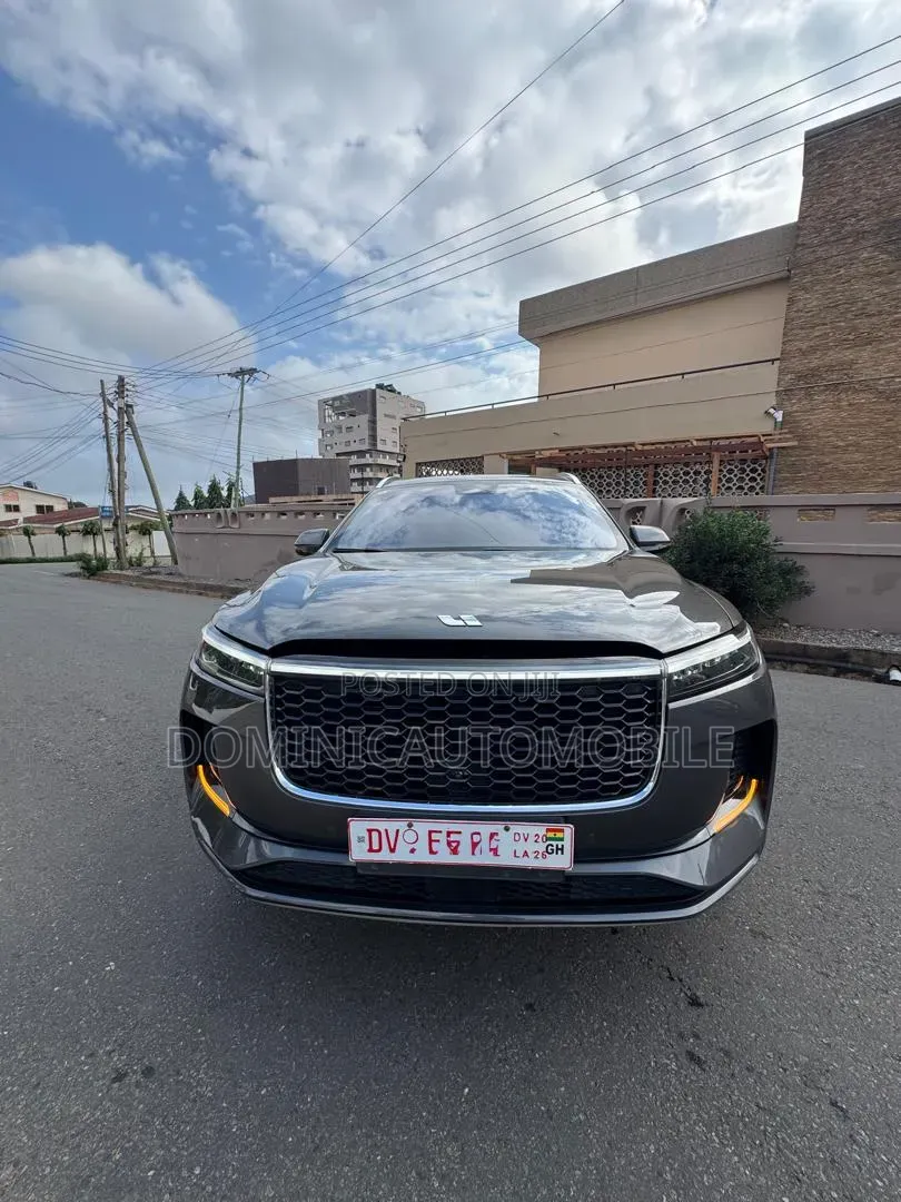 Li Auto One 2022 Gray