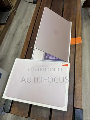Laptop Apple MacBook Neo 2026 8GB SSD 512GB